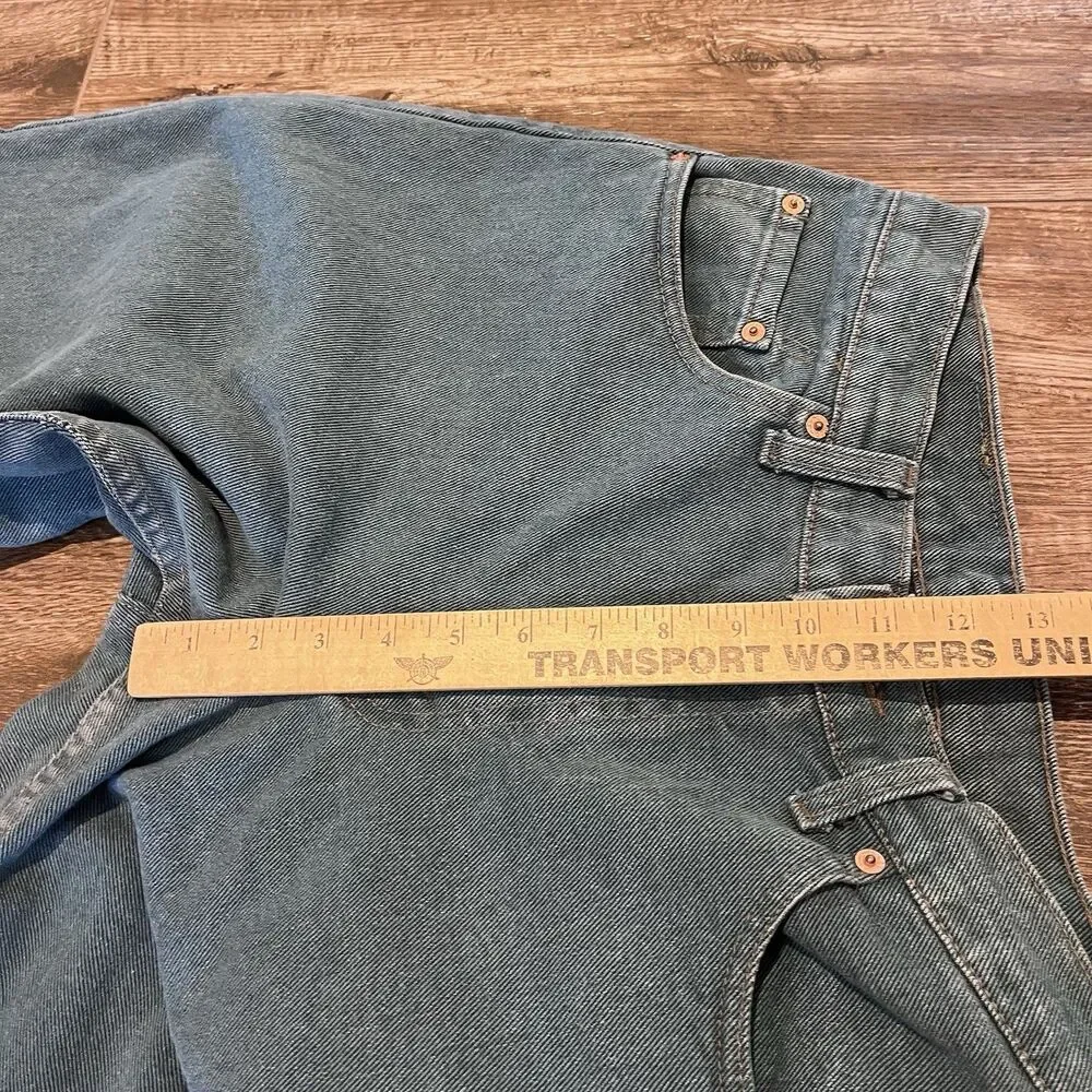Vintage Men’s Levi’s 560 Jeans 30x31.5 Green Tapered USA Made 80s Baggy Cotton